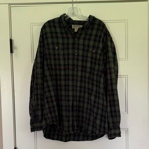 Duluth Trading Co Dark Green and Black Plaid Flannel Shirt